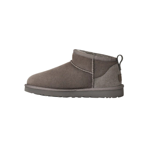 Stivaletto Donna Classic Ultra Mini in montone e pelle scamosciata, con suola in gomma