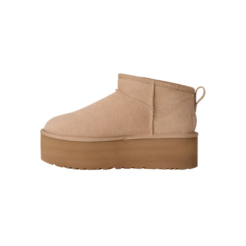 Stivaletto Donna Classic Ultra Mini Platform in montone e pelle scamosciata