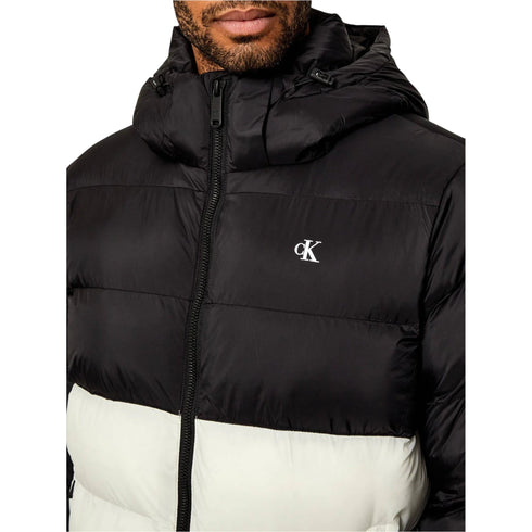 Calvin Klein Jeans Piumino corto Piumino Calvin Klein Bicolor Nero Panna In Tessuto Sorona S - Francavilla Moda