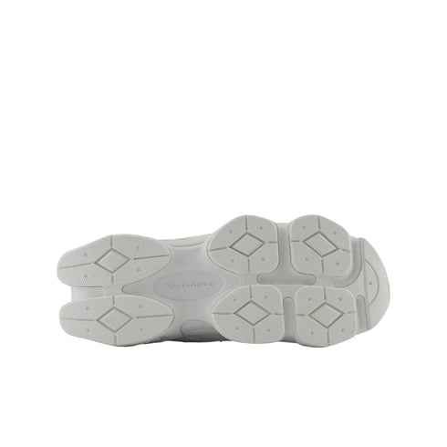 Sneakers da donna con suola chunky 9060 bianco suola