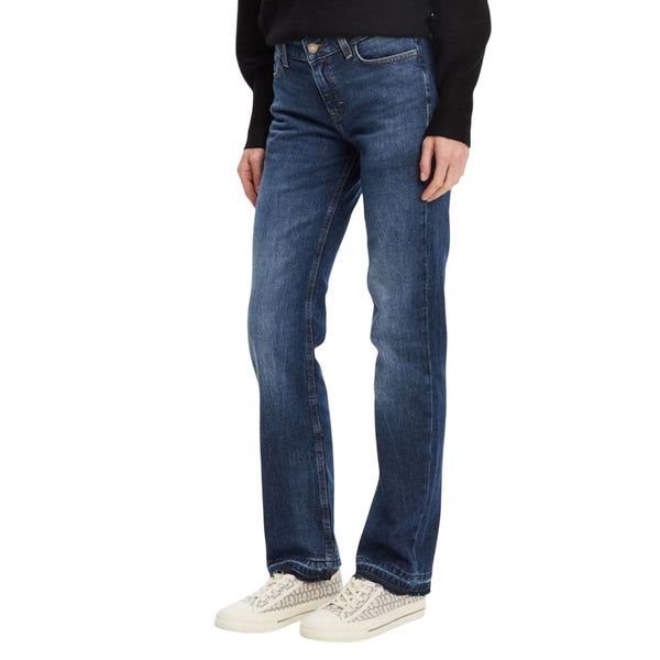 Guess Cinque tasche Guess pantalone in denim scuro donna patch logo sul retro 26 - Francavilla Moda