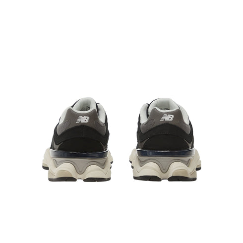 New Balance Sneakers Sneakers Unisex modello 9060 scamosciate 40½ P26-NEW BALANCEU9060510-BLACK-40½ - Francavilla Moda