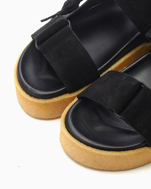 Sandalo Donna in crepe con nappa Nero CLARKS- Francavilla Moda