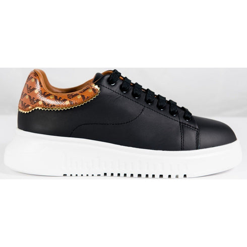 Scarpa Donna X3X024XM702 retro monogram Nero EMPORIO ARMANI- Francavilla Moda