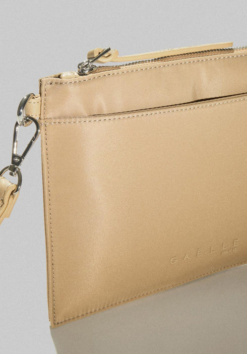 Pochette Uomo con scritta tono su tono Beige GAELLE- Francavilla Moda