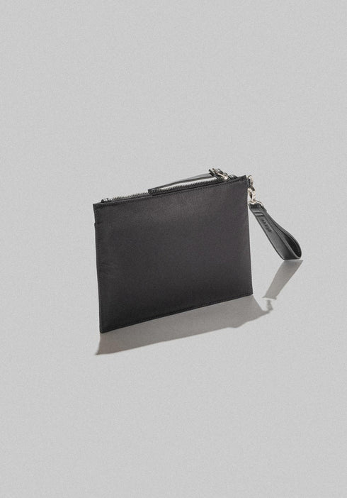 Pochette Uomo con scritta tono su tono Nero GAELLE- Francavilla Moda