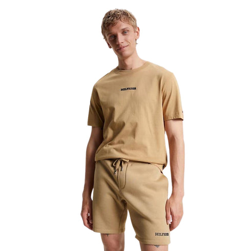 T-shirt Uomo con logo ricamato sul petto Kaki Tommy Hilfiger- Francavilla Moda