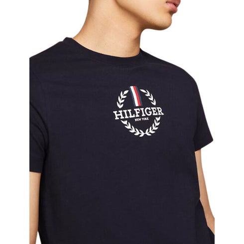 Tommy Hilfiger T-shirt T-shirt Uomo con logo stemma Blu P24-TOMMY HILFIGERMW34388-DW5-S - Francavilla Moda