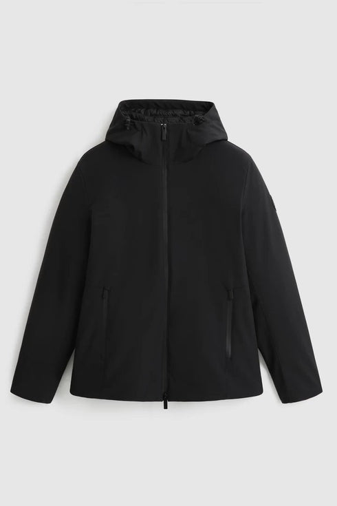Piumino Uomo Pacific in Soft Shell con cappuccio regolabile Nero WOOLRICH- Francavilla Moda